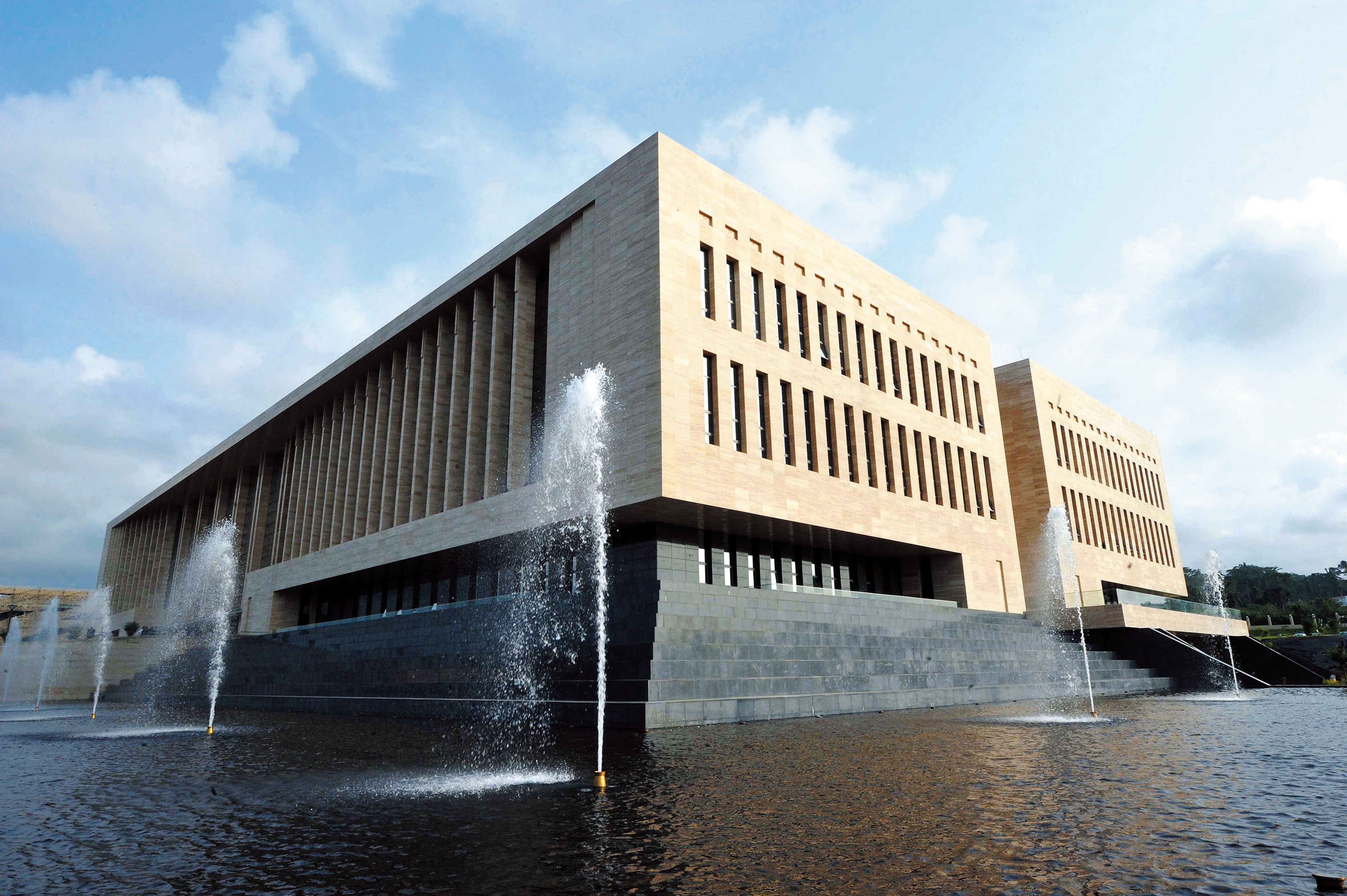 赤道幾內(nèi)亞馬拉博國際會(huì)議中心  綜合工程 (3).jpg